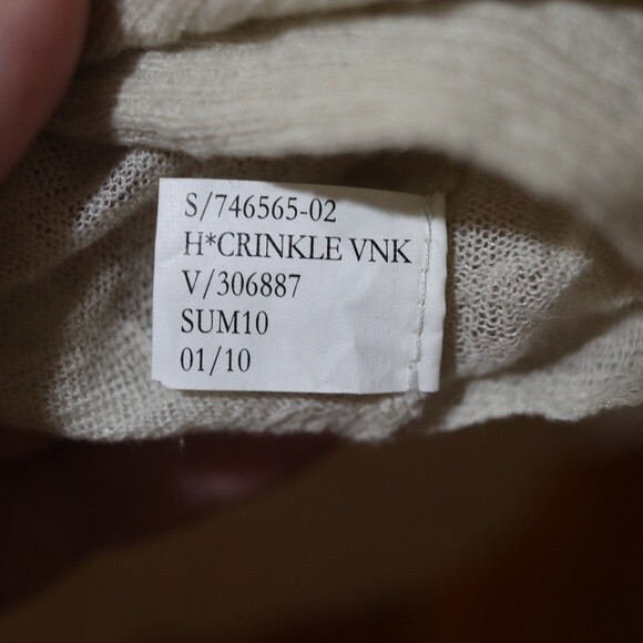 Banana Republic Heritage Beaded Gauze Vneck Low Cut Top LG - Picture 14 of 15